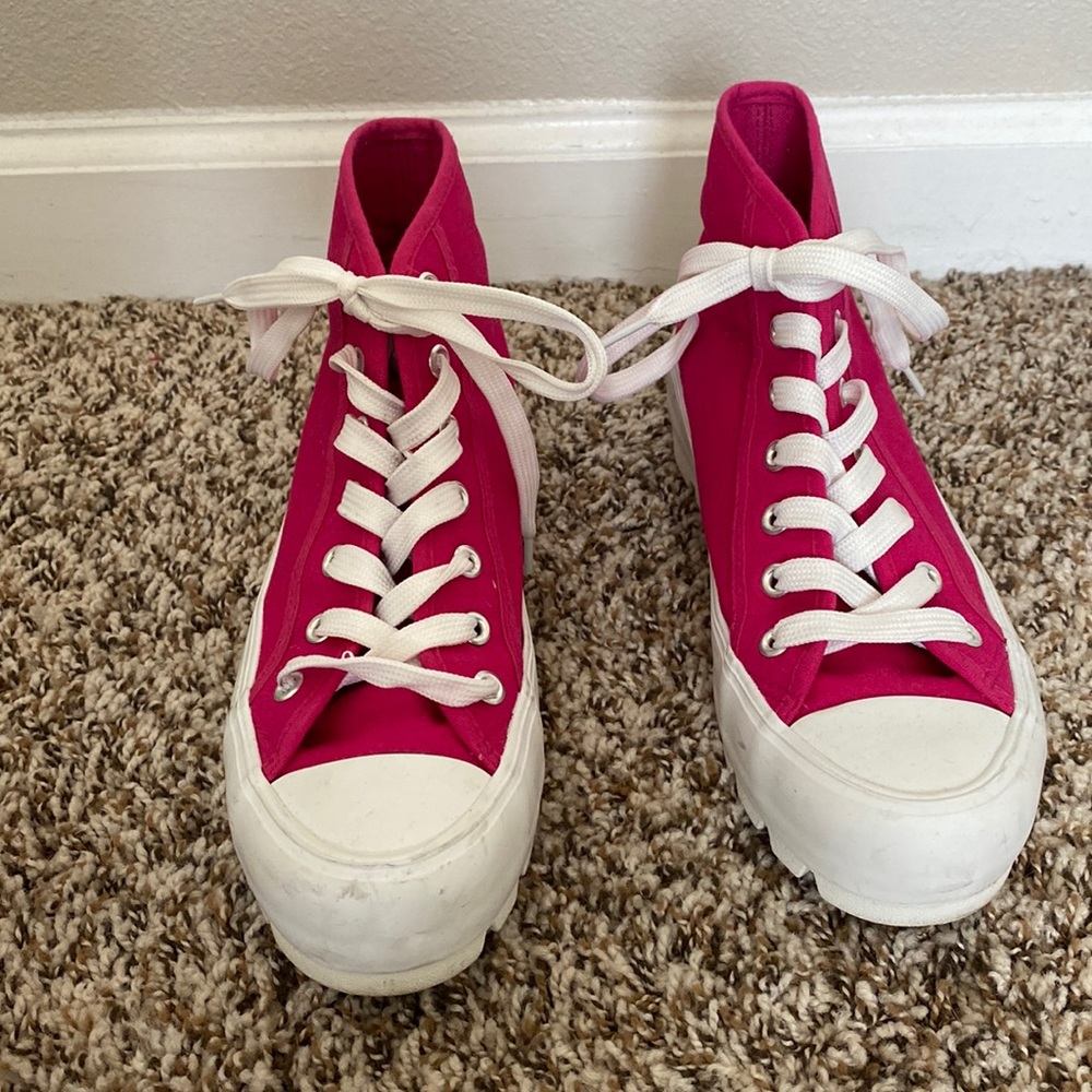 Hot pink high top shoes size 7